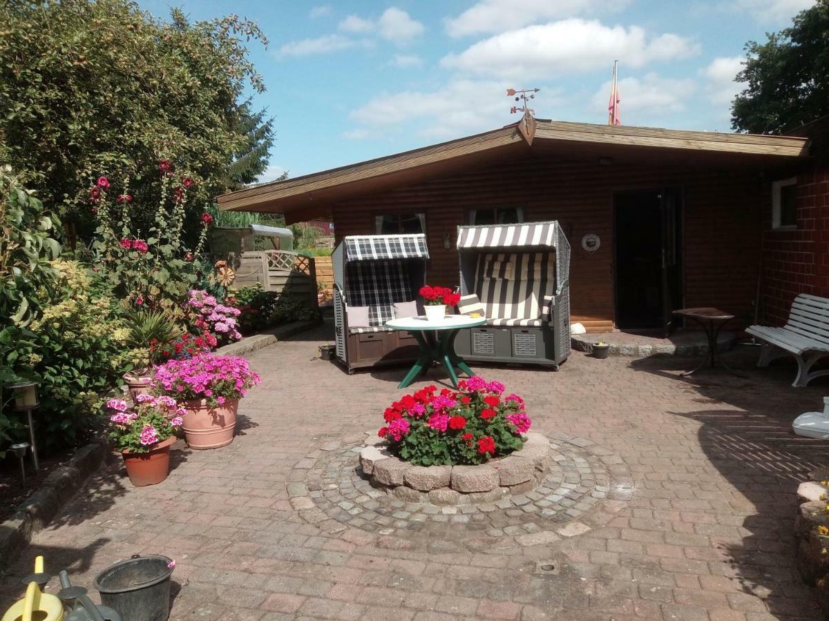 Ferienwohnung Stanke Büdelsdorf エクステリア 写真